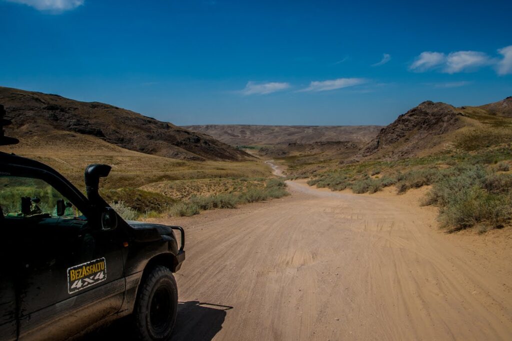 RELACJA Z WYPRAWY JEDWABNYM SZLAKIEM - KAZACHSTAN WYPRAWA JEDWABNYM SZLAKIEM