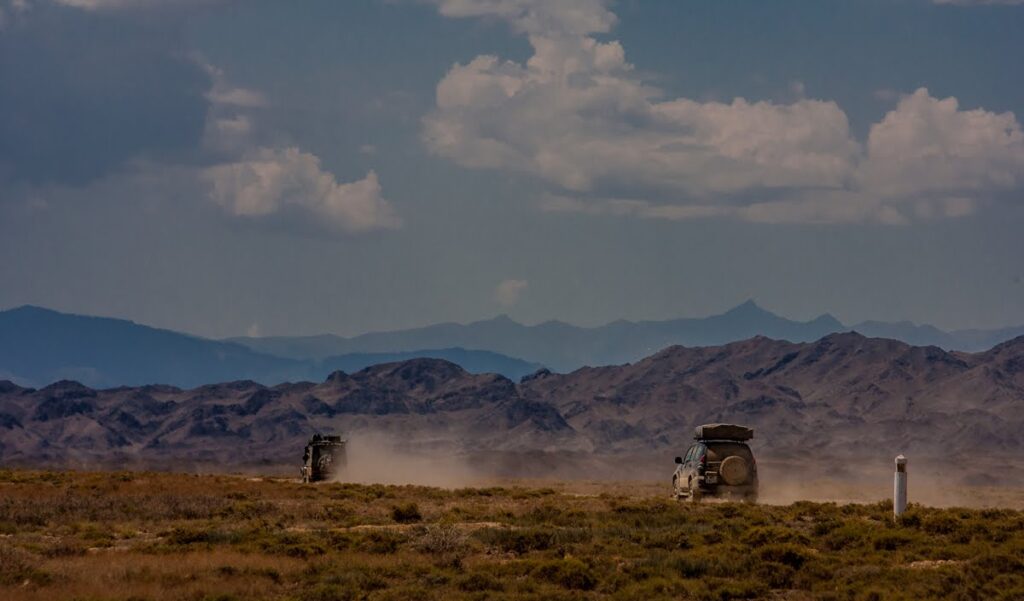 RELACJA Z WYPRAWY JEDWABNYM SZLAKIEM - KAZACHSTAN WYPRAWA JEDWABNYM SZLAKIEM
